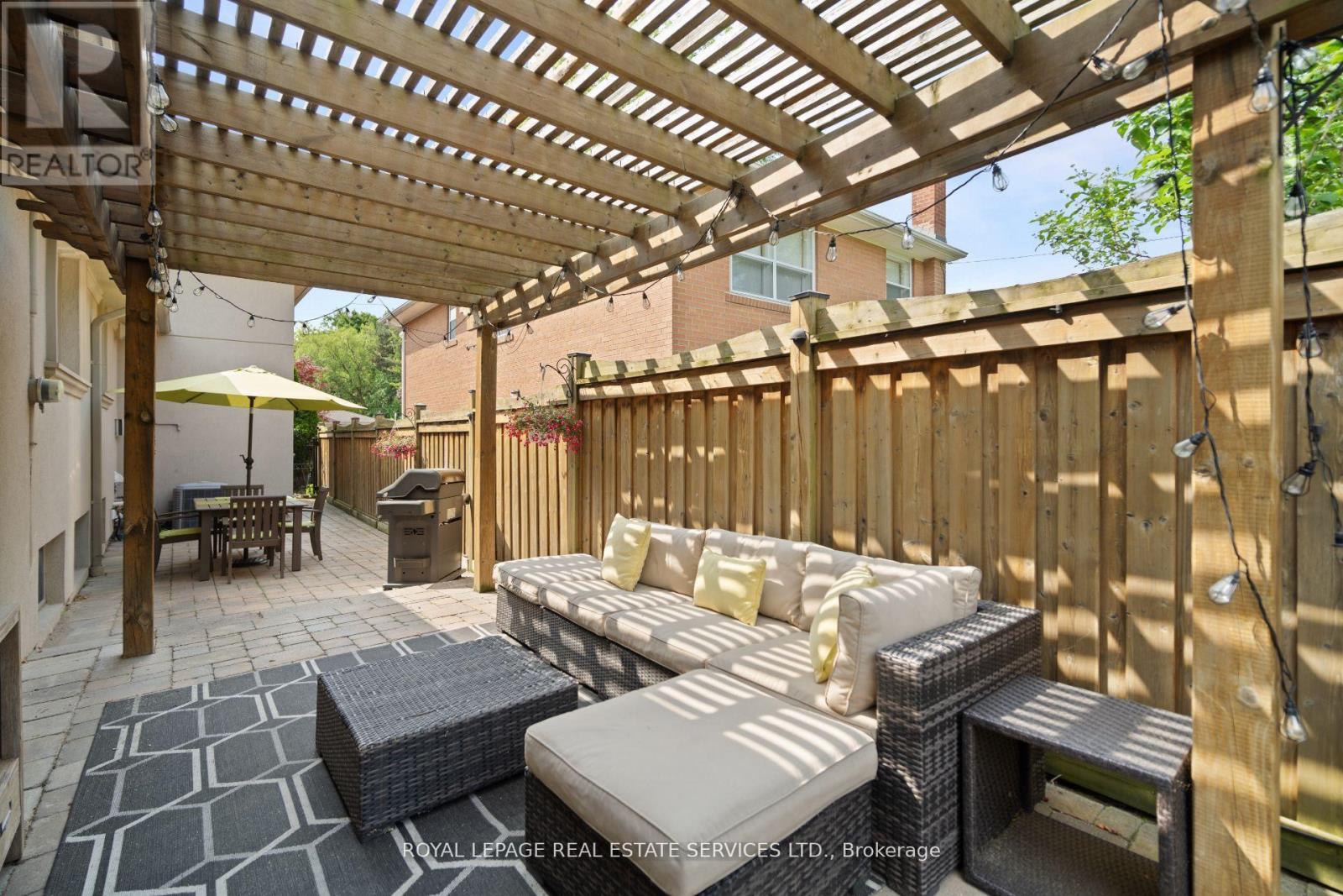 6 Cadman Court, Toronto, Ontario  M9A 4S7 - Photo 40 - W12434343