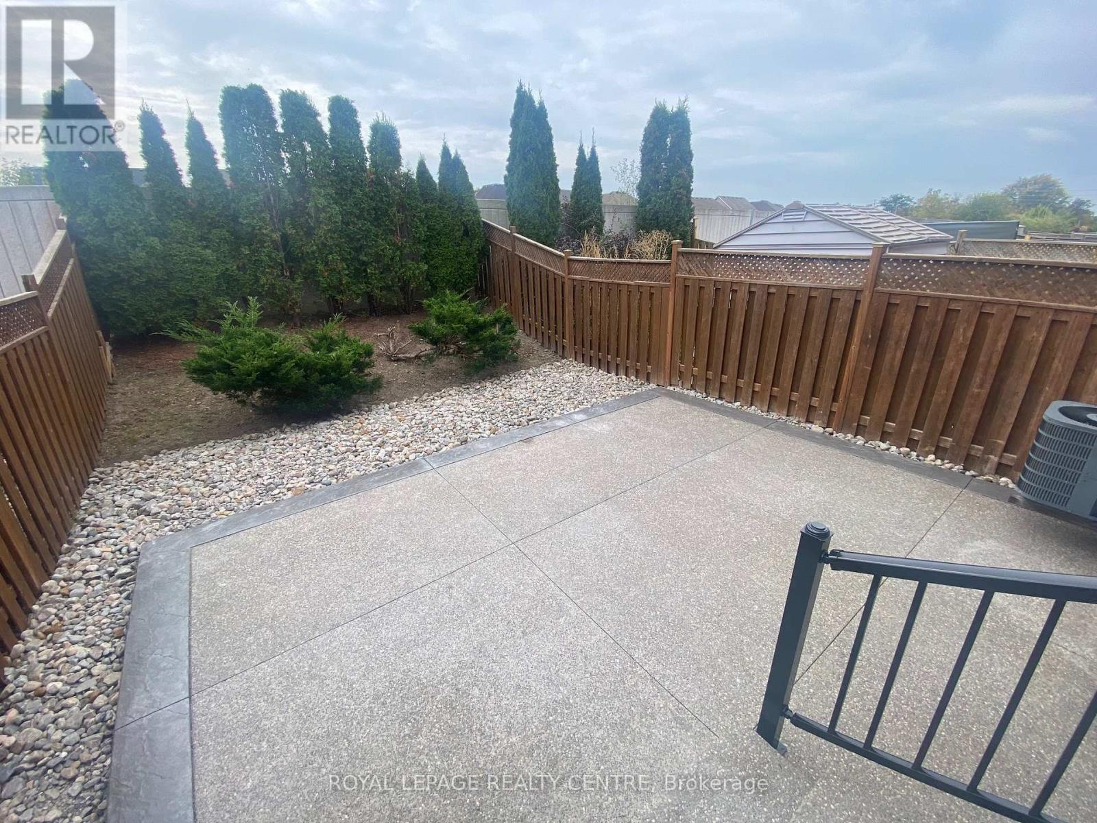 70 Charcoal Way, Brampton, Ontario  L6Y 5R9 - Photo 17 - W12434363