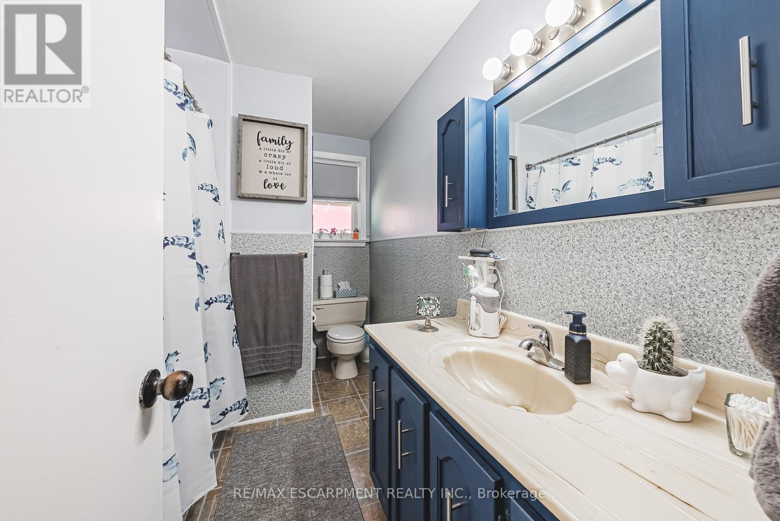 1 Norwich Place, Toronto, Ontario  M9V 2Y9 - Photo 19 - W12434377