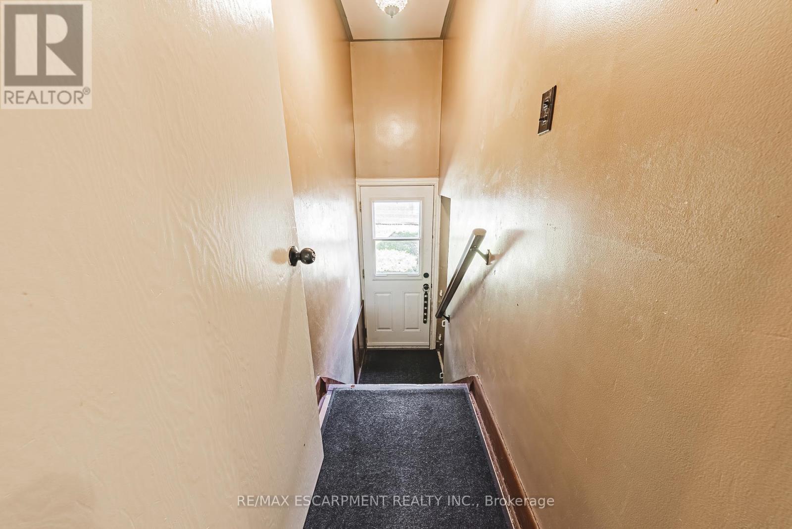 1 Norwich Place, Toronto, Ontario  M9V 2Y9 - Photo 21 - W12434377