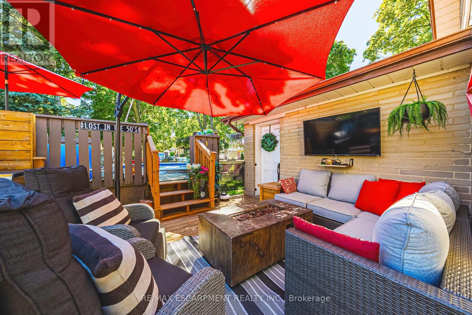 1 Norwich Place, Toronto, Ontario  M9V 2Y9 - Photo 33 - W12434377