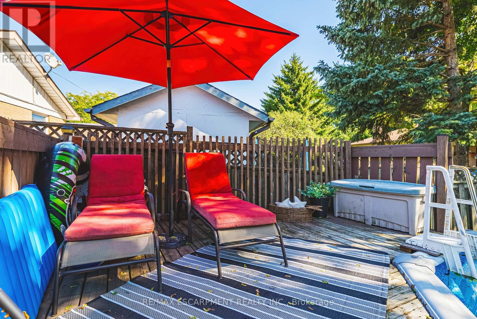 1 Norwich Place, Toronto, Ontario  M9V 2Y9 - Photo 36 - W12434377