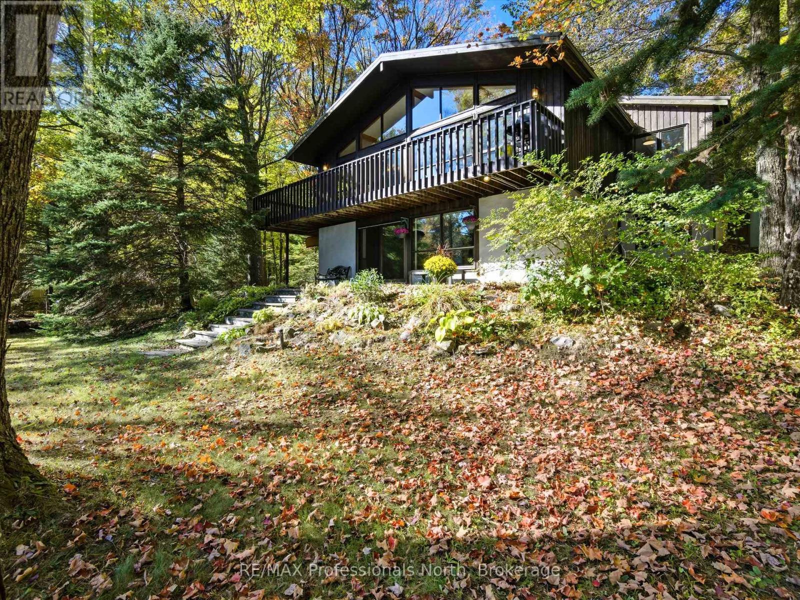 293 Otter Lake Road, Huntsville, Ontario  P1H 2J3 - Photo 7 - X12434287