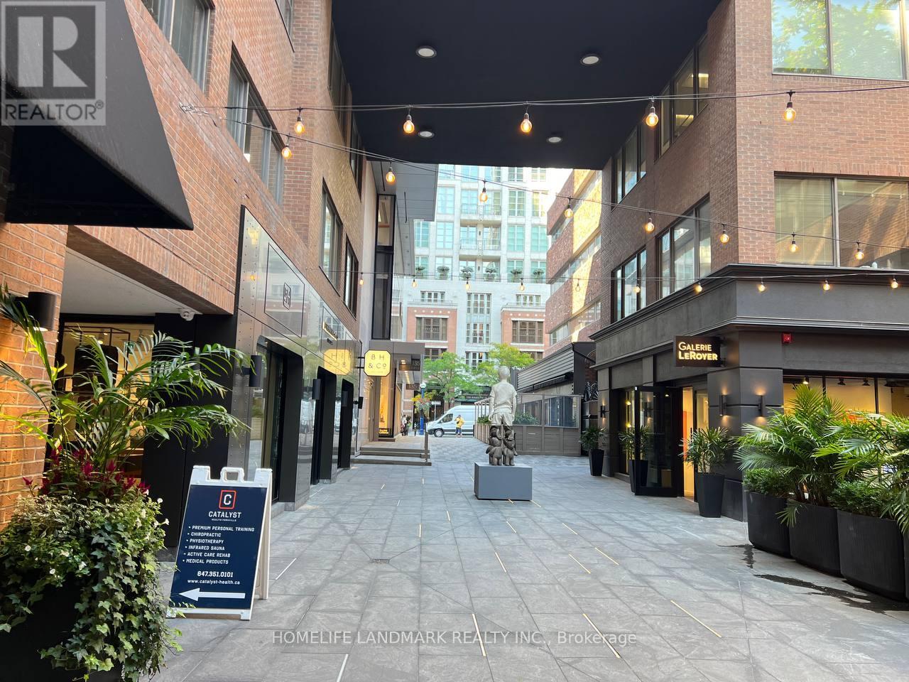 1407 - 155 Yorkville Avenue, Toronto, Ontario  M5R 0B4 - Photo 13 - C12434456
