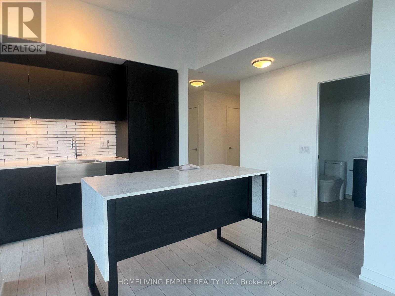 1103 - 270 Dufferin Street, Toronto, Ontario  M6K 1Z6 - Photo 4 - C12434482