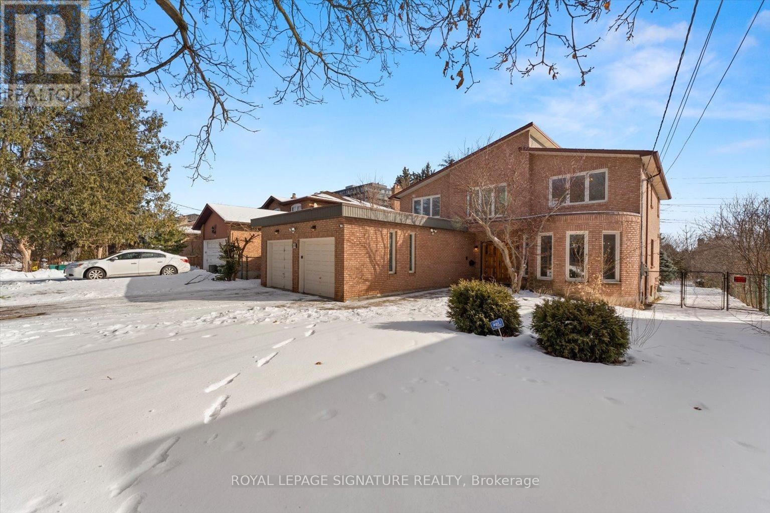 89 Risebrough Avenue, Toronto, Ontario  M2M 2E2 - Photo 15 - C12434491