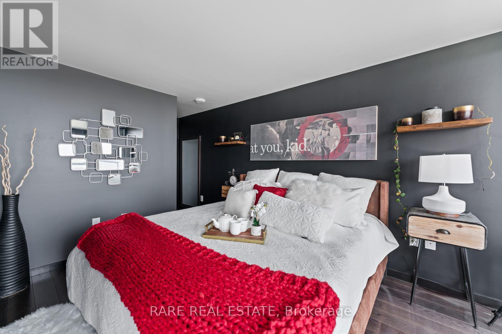 1125 - 32 Trolley Crescent, Toronto, Ontario  M5A 0E8 - Photo 17 - C12434494