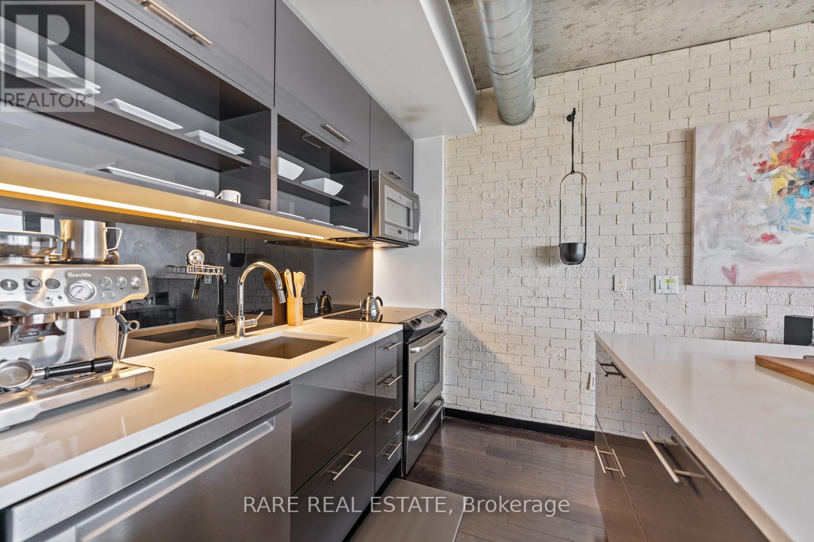 1125 - 32 Trolley Crescent, Toronto, Ontario  M5A 0E8 - Photo 7 - C12434494