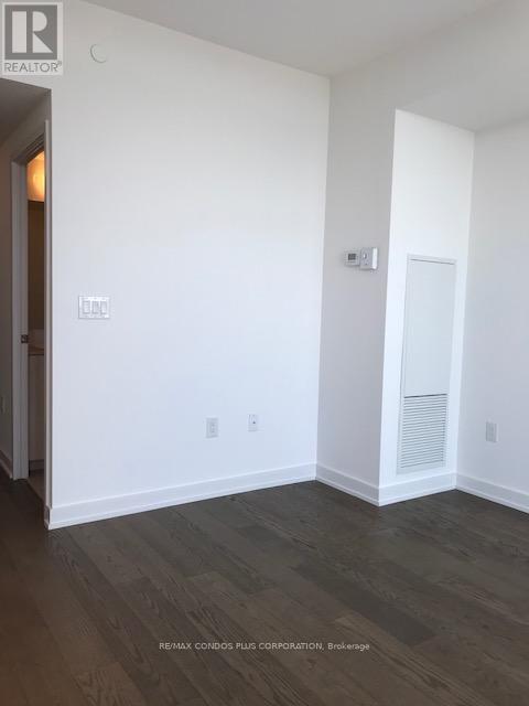 5012 - 11 Wellesley Street, Toronto, Ontario  M4Y 0G4 - Photo 15 - C12434523