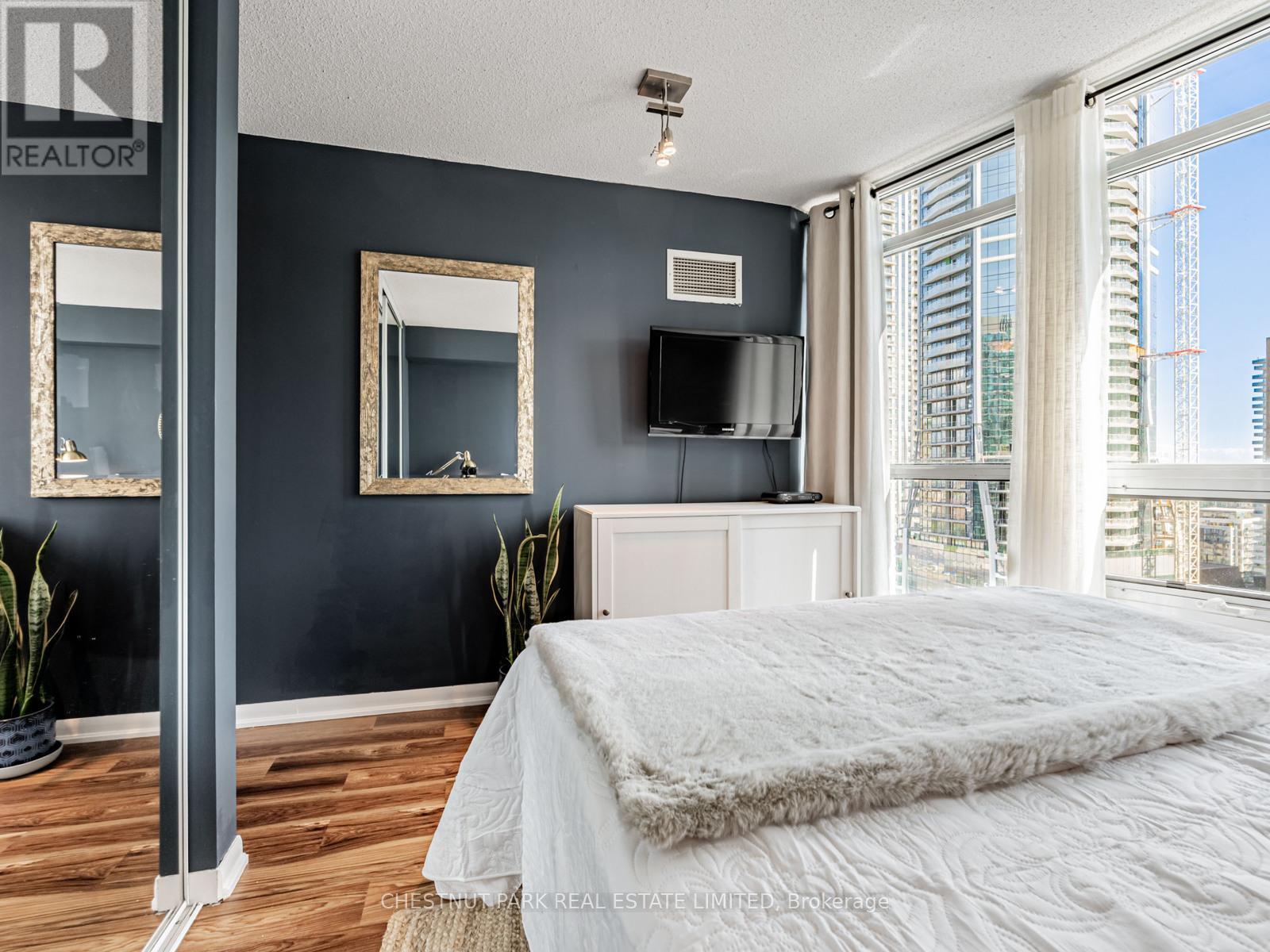 2211 - 18 Yonge Street, Toronto, Ontario  M5E 1Z8 - Photo 26 - C12434529