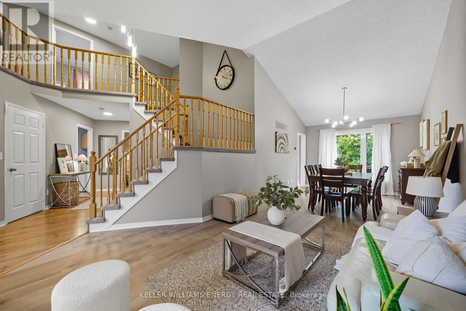450 Safari Drive, Oshawa, Ontario  L1K 1B6 - Photo 4 - E12426876