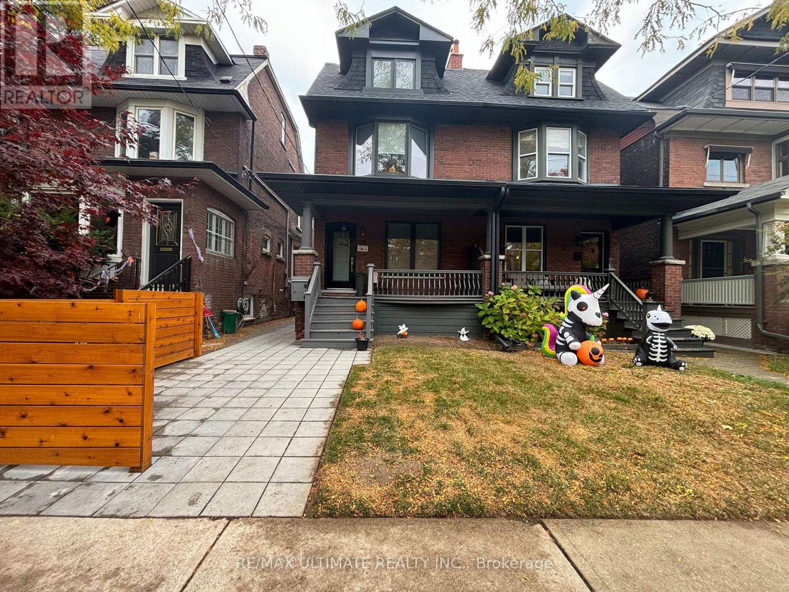 BSMT - 29 BROOKMOUNT ROAD, Toronto, Ontario