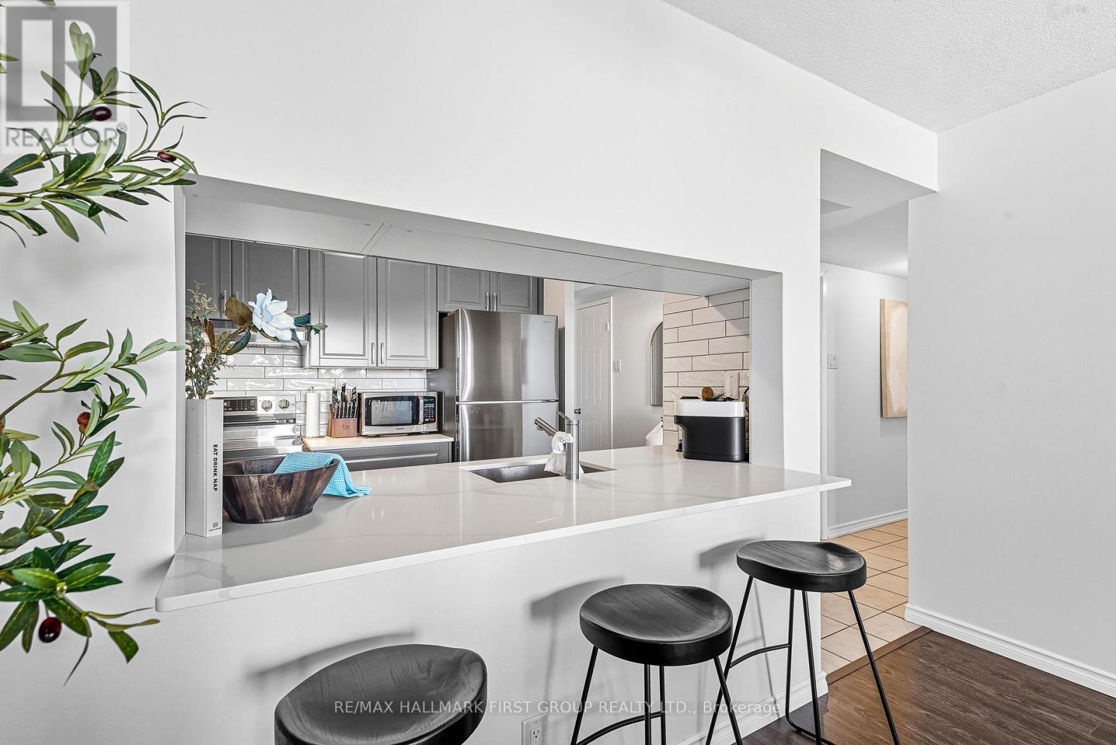 610 - 1665 Pickering Parkway, Pickering, Ontario  L1V 6L4 - Photo 8 - E12434455