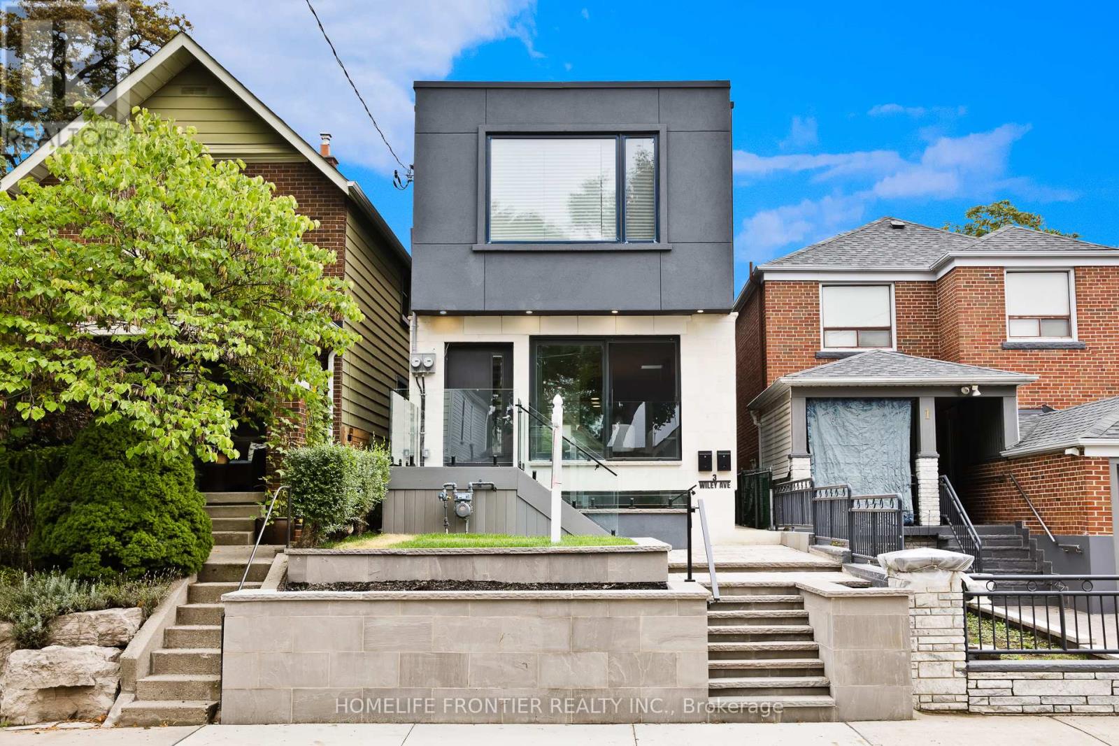LOWER - 3 WILEY AVENUE, Toronto, Ontario
