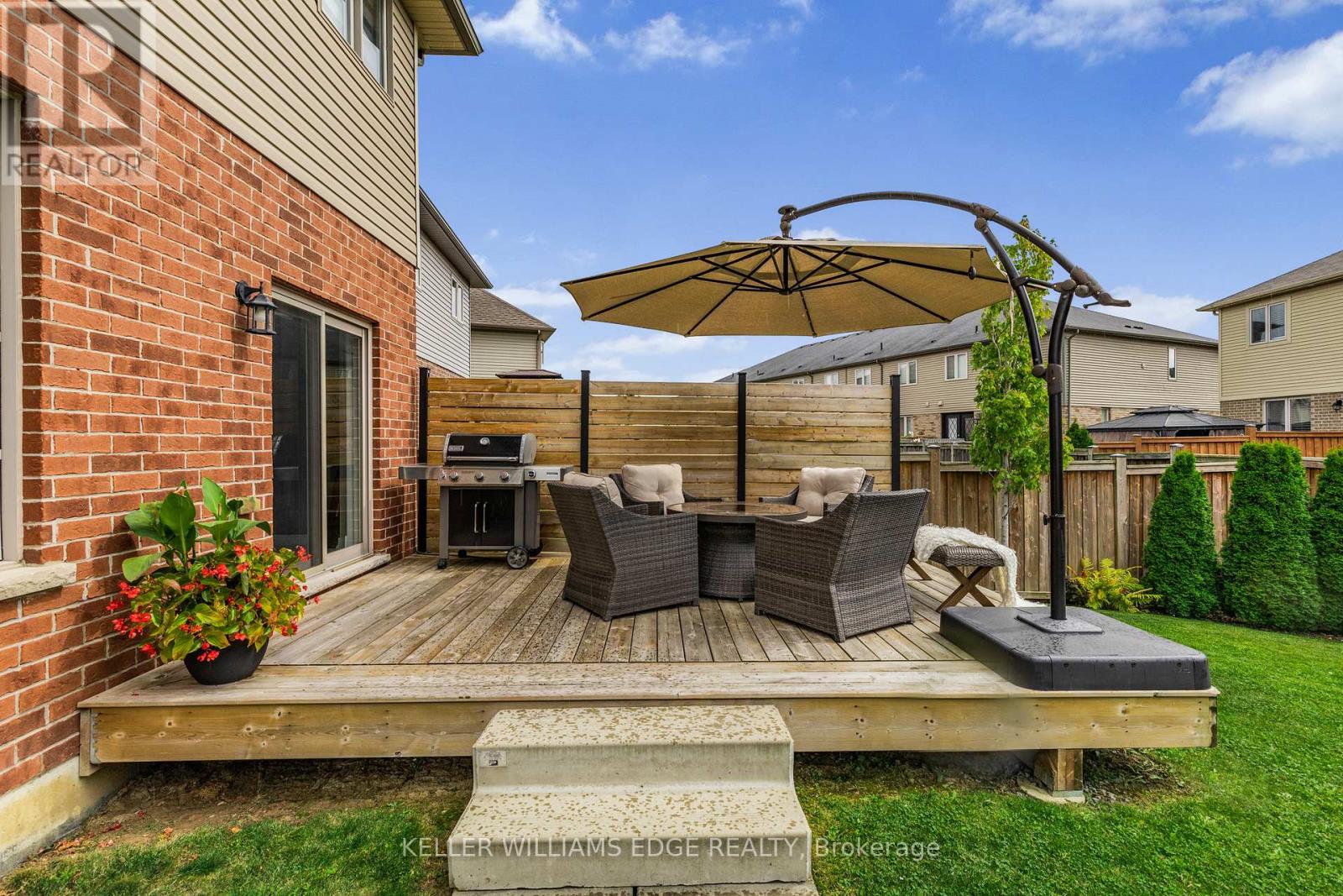 209 Echovalley Drive, Hamilton, Ontario  L8J 0H1 - Photo 32 - X12434322