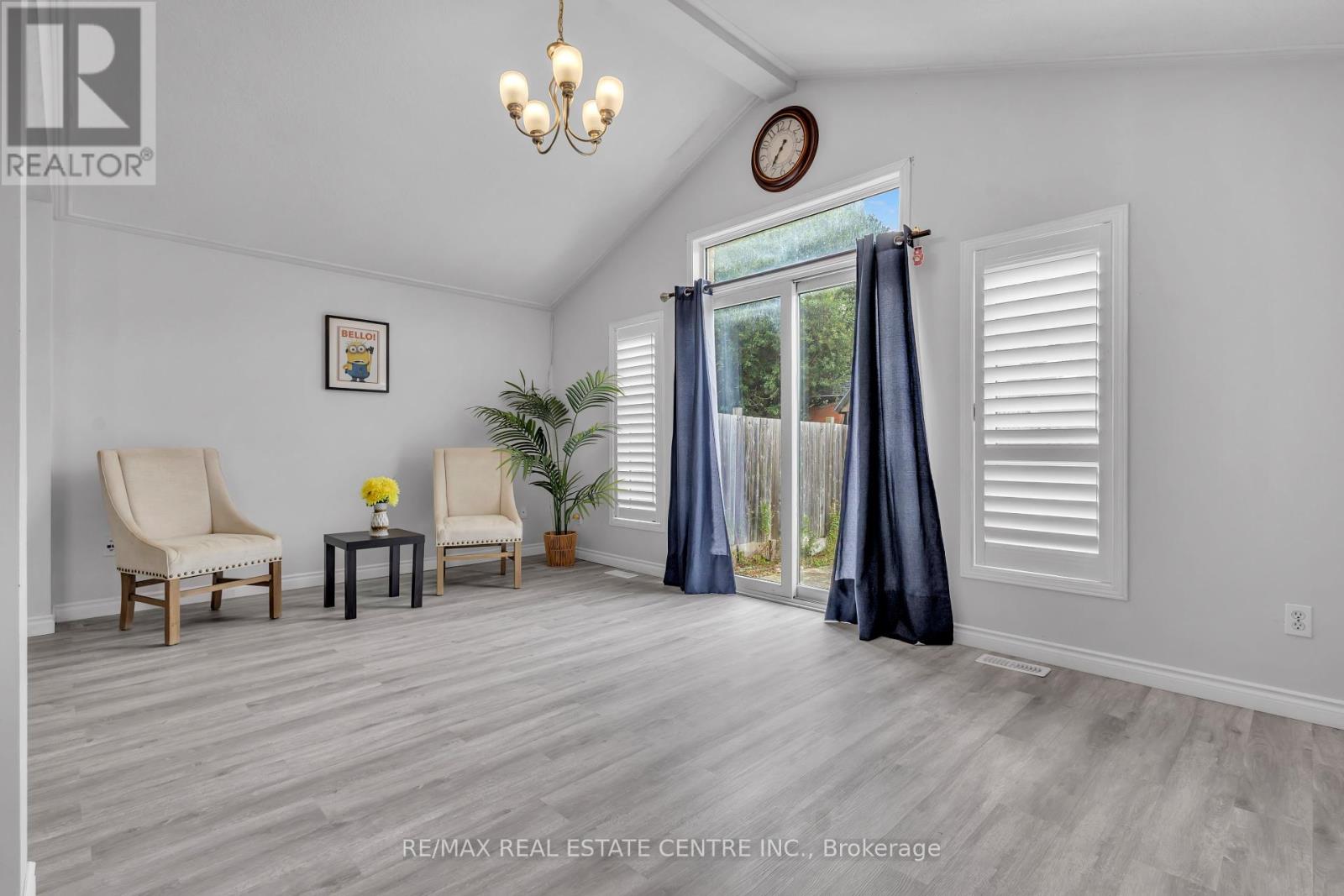 244 Activa Avenue, Kitchener, Ontario  N2E 3T9 - Photo 11 - X12434351