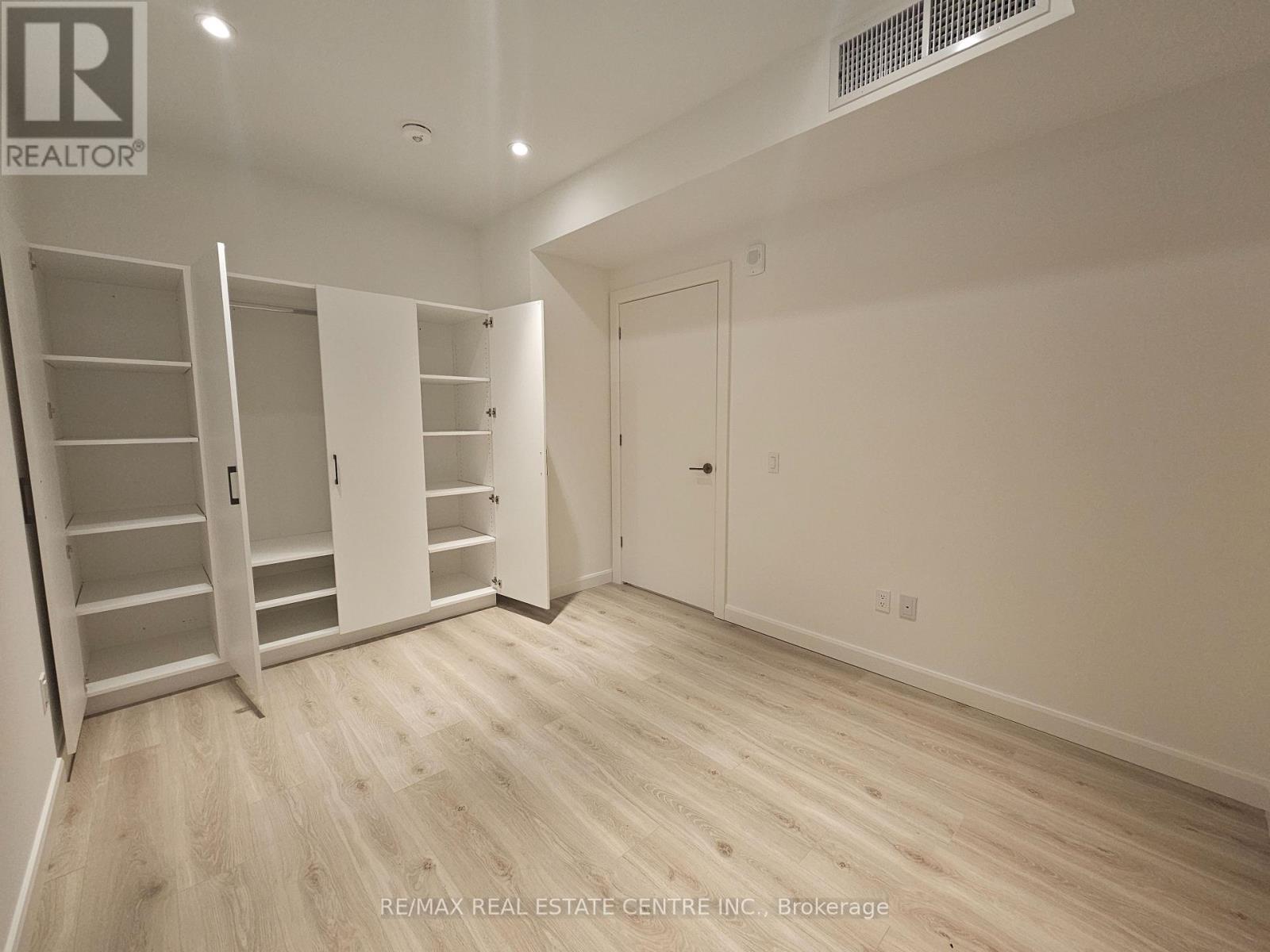 1705 - 741 King Street W, Kitchener, Ontario  N2G 1E5 - Photo 13 - X12434376