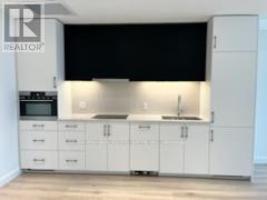 1705 - 741 King Street W, Kitchener, Ontario  N2G 1E5 - Photo 4 - X12434376