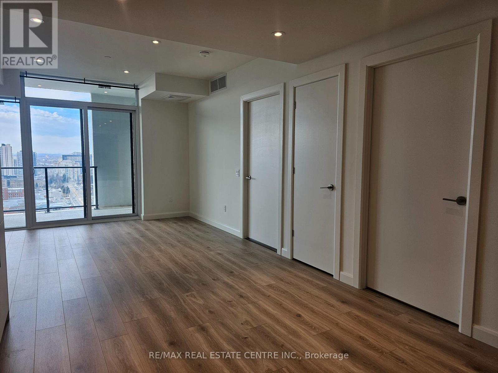 1705 - 741 King Street W, Kitchener, Ontario  N2G 1E5 - Photo 7 - X12434376