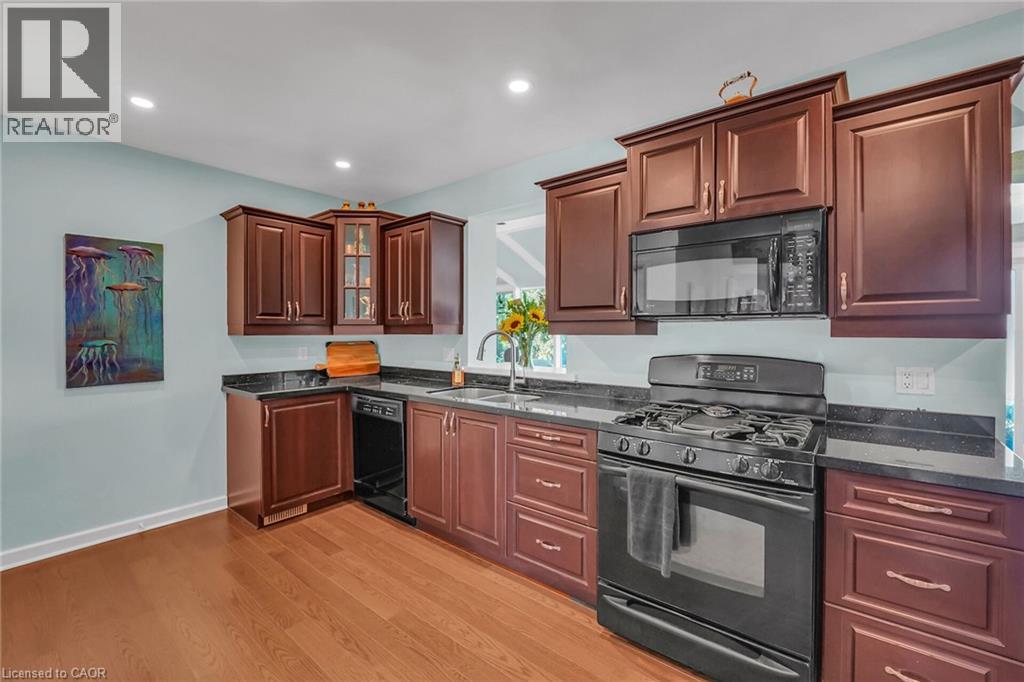 10 Tupper Boulevard, Grimsby, Ontario  L3M 2G2 - Photo 31 - 40774504
