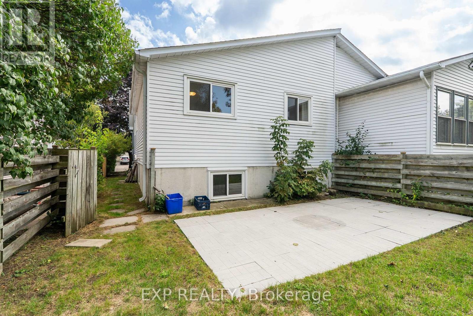 236 Northminster Court, Oshawa, Ontario  L1G 7M6 - Photo 35 - E12434602