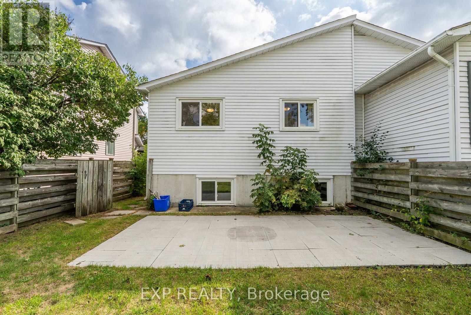236 Northminster Court, Oshawa, Ontario  L1G 7M6 - Photo 38 - E12434602