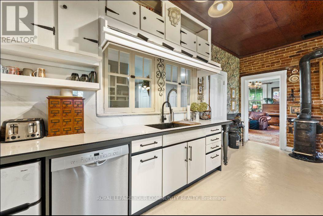2665 Boag Road, East Gwillimbury, Ontario  L0G 1R0 - Photo 7 - N12434388