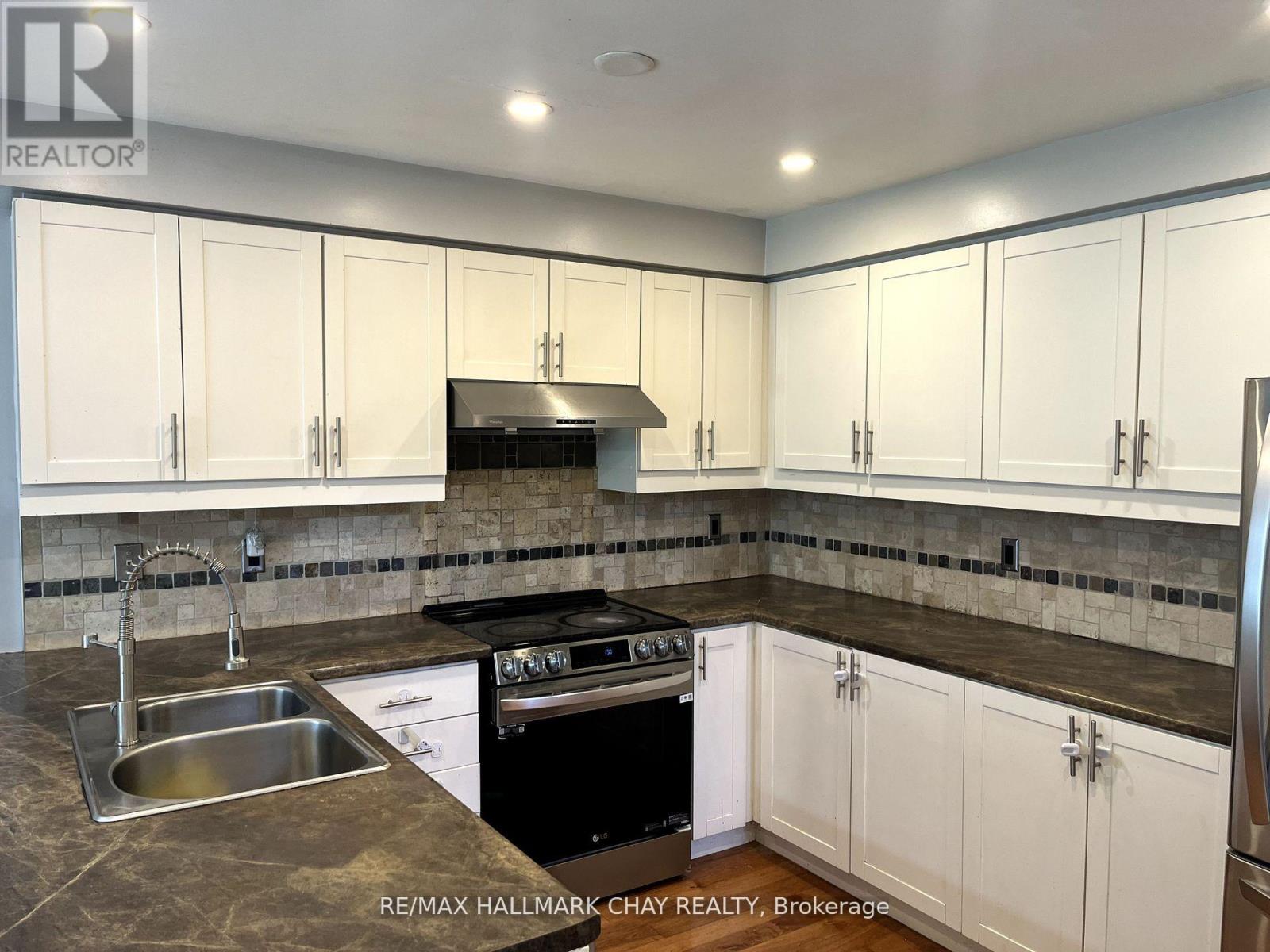 76 Kate Aitken Crescent, New Tecumseth, Ontario  L0G 1A0 - Photo 7 - N12434405