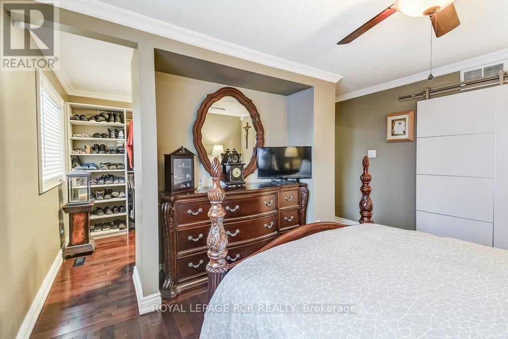 199 King Street, East Gwillimbury, Ontario  L0G 1M0 - Photo 16 - N12434434