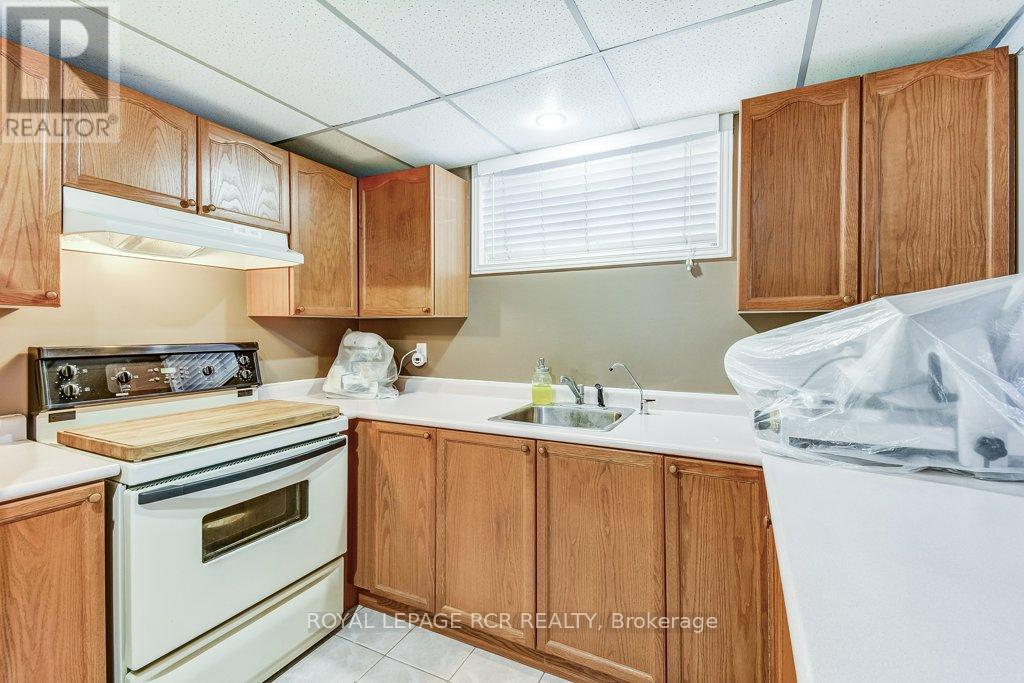 199 King Street, East Gwillimbury, Ontario  L0G 1M0 - Photo 23 - N12434434