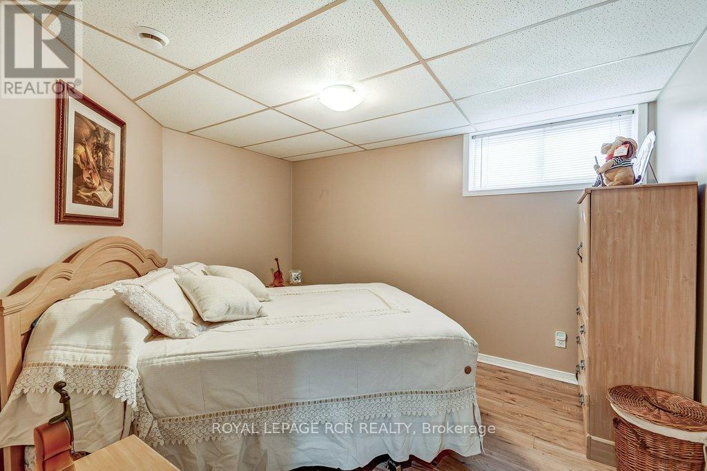 199 King Street, East Gwillimbury, Ontario  L0G 1M0 - Photo 27 - N12434434