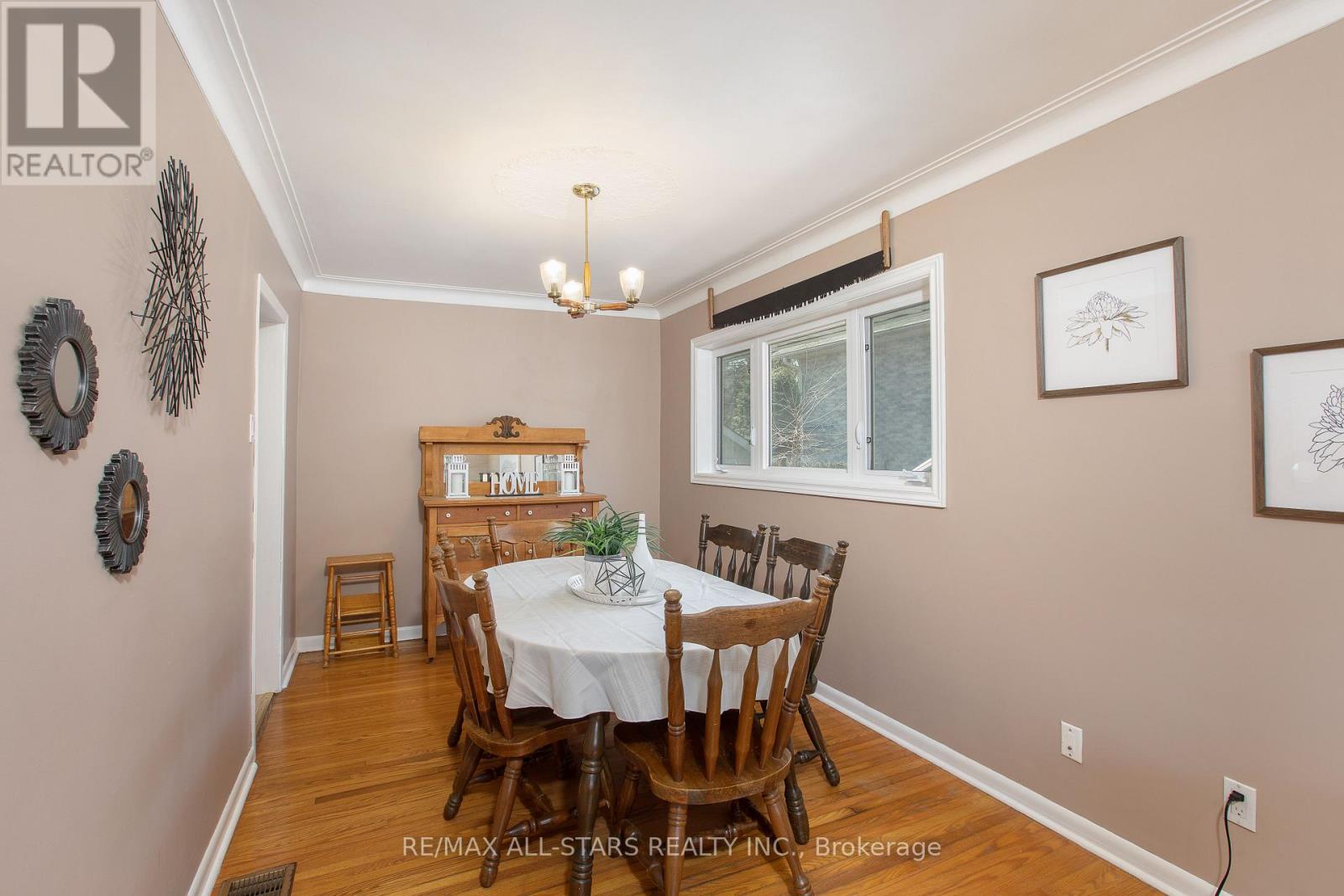 269 Rayners Road, Georgina, Ontario  L4P 1G5 - Photo 11 - N12434473
