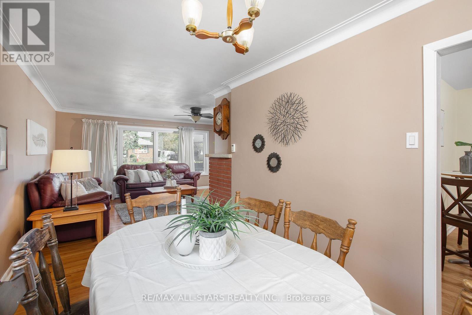 269 Rayners Road, Georgina, Ontario  L4P 1G5 - Photo 13 - N12434473