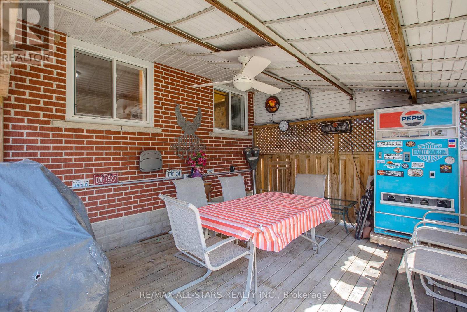 269 Rayners Road, Georgina, Ontario  L4P 1G5 - Photo 24 - N12434473
