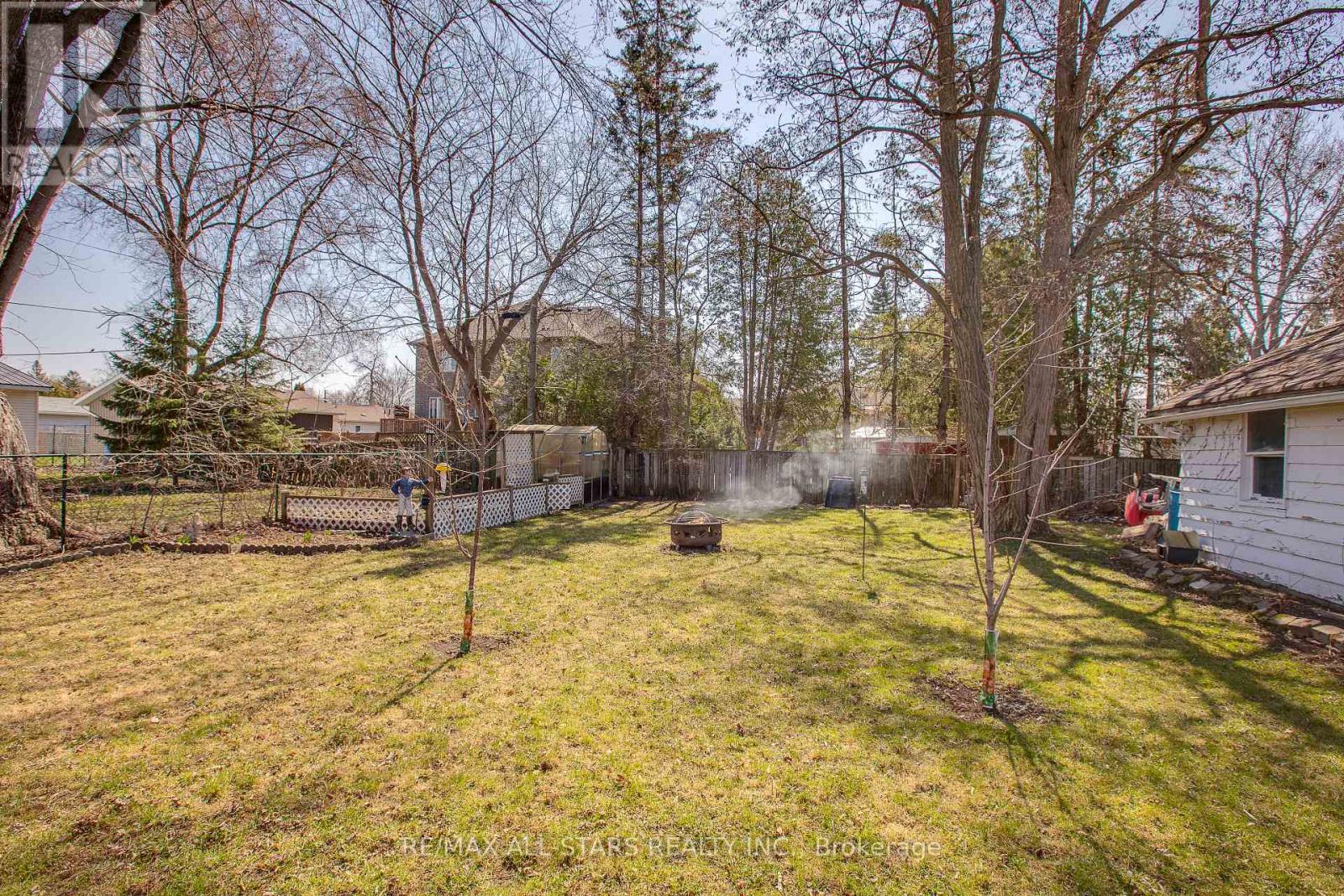 269 Rayners Road, Georgina, Ontario  L4P 1G5 - Photo 26 - N12434473