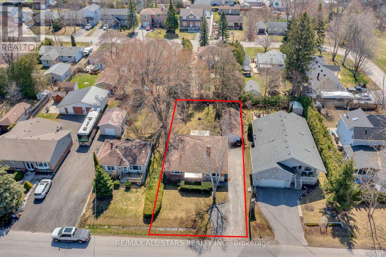 269 Rayners Road, Georgina, Ontario  L4P 1G5 - Photo 30 - N12434473