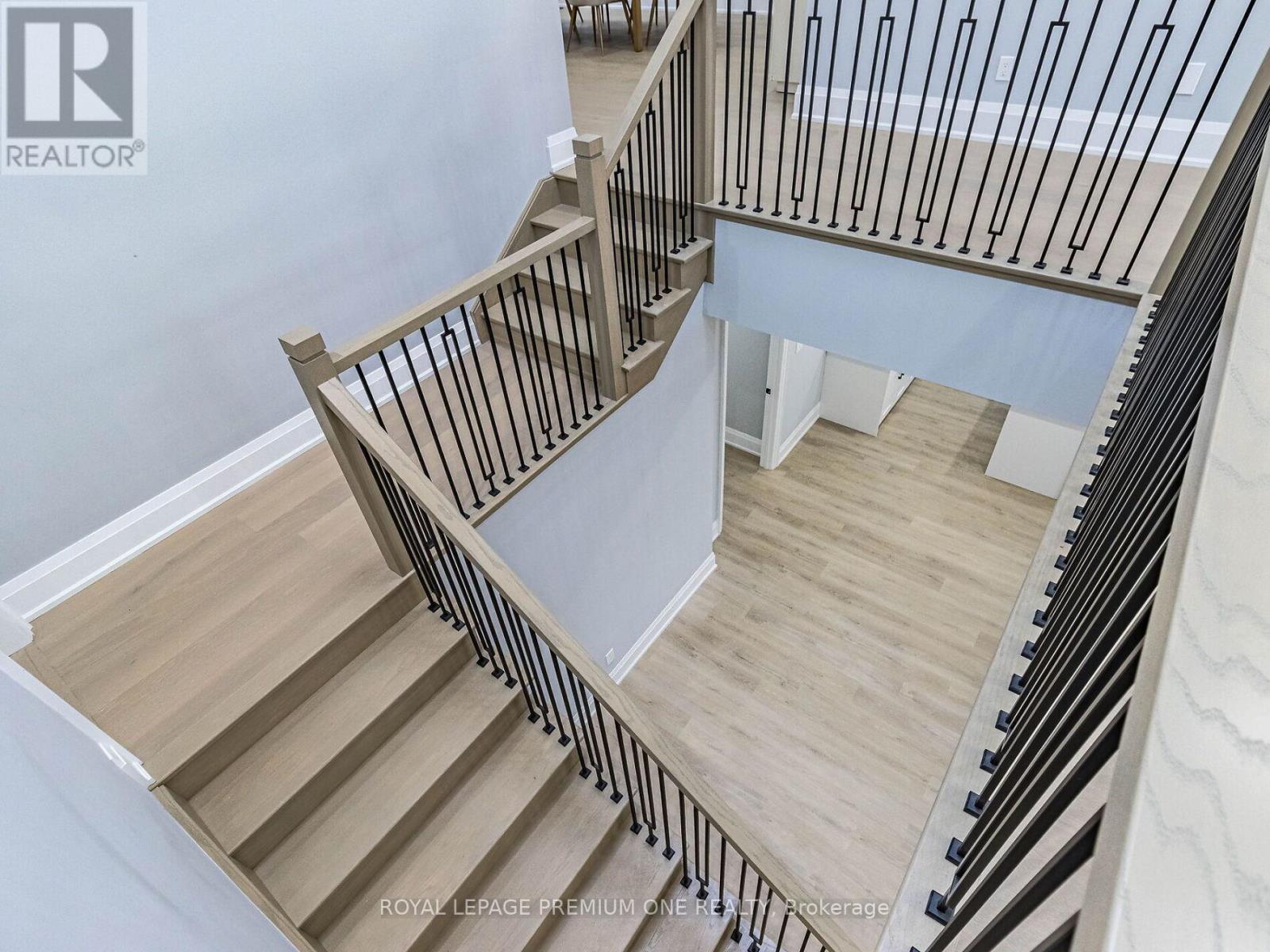 225 Sunnybrae Avenue, Innisfil, Ontario  L9S 1K4 - Photo 10 - N12434502