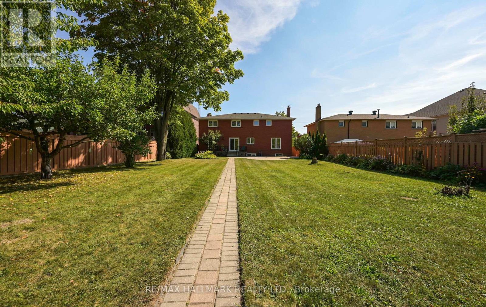 30 Oak Avenue, Richmond Hill, Ontario  L4C 6R7 - Photo 38 - N12434513