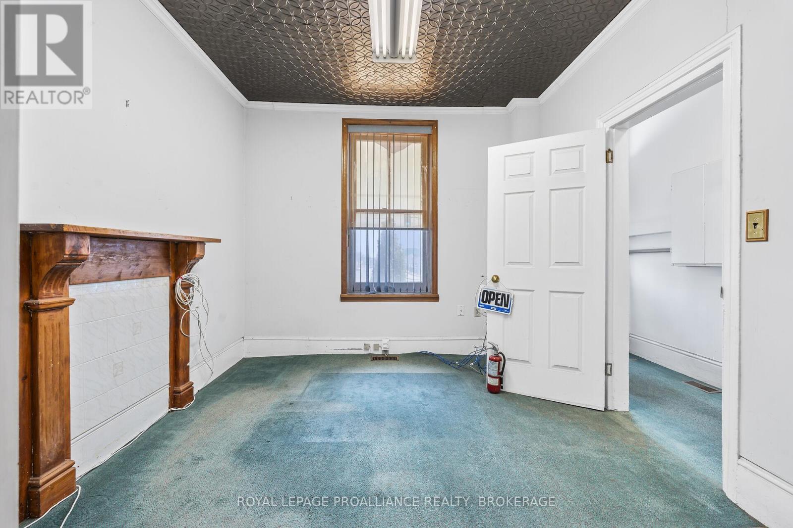 272 Wellington Street, Kingston, Ontario  K7K 2Z1 - Photo 11 - X12434568