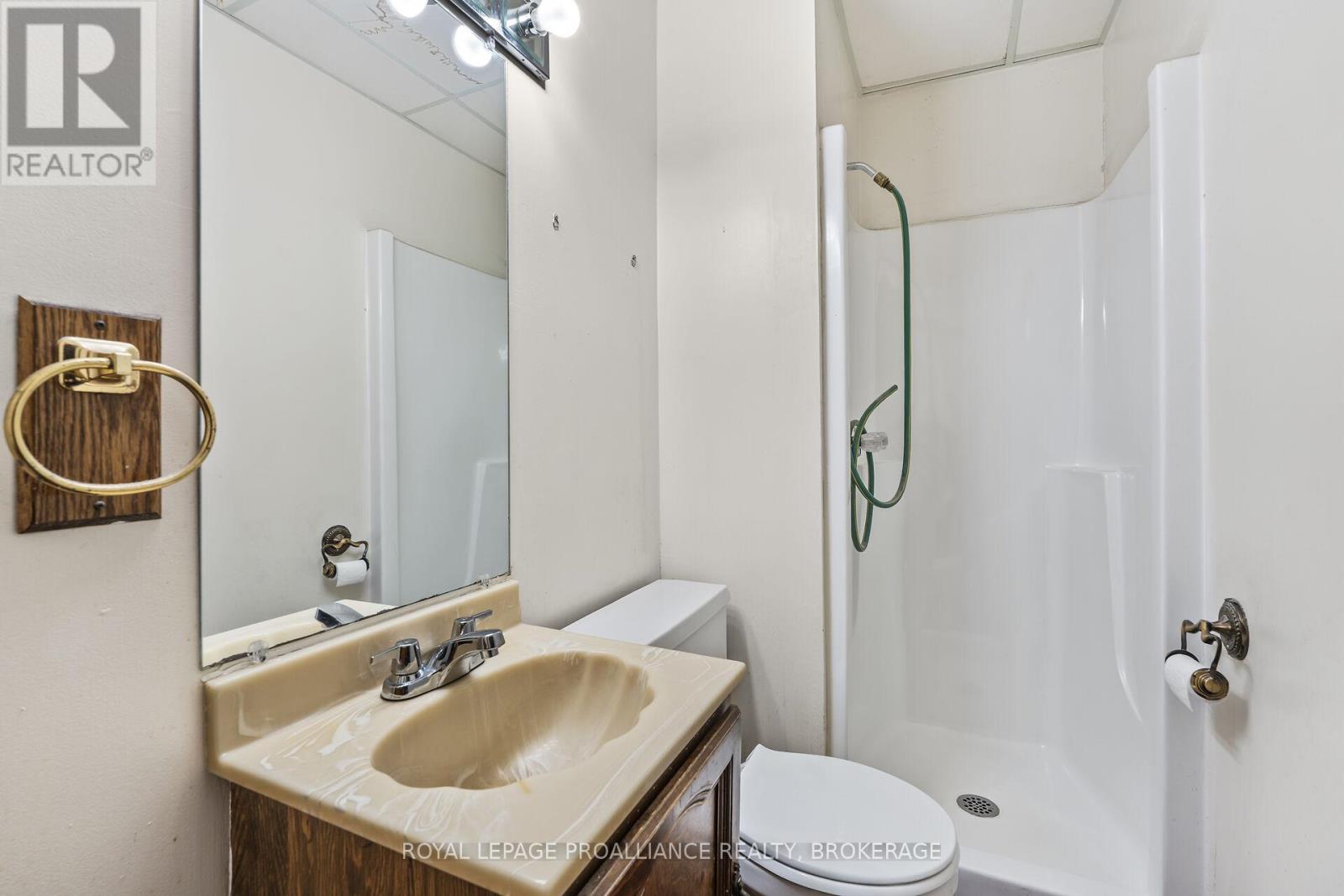 272 Wellington Street, Kingston, Ontario  K7K 2Z1 - Photo 18 - X12434568