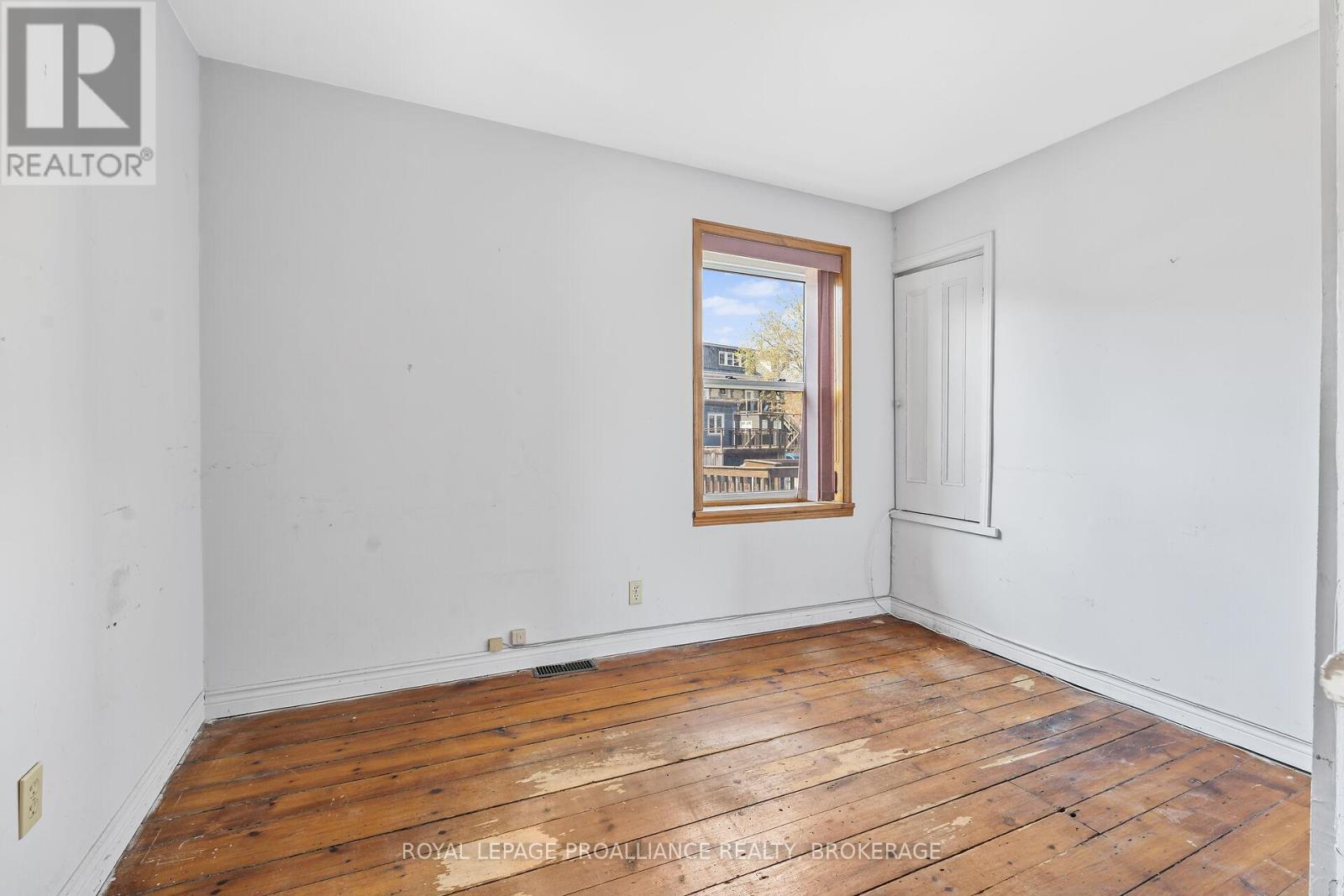 272 Wellington Street, Kingston, Ontario  K7K 2Z1 - Photo 19 - X12434568