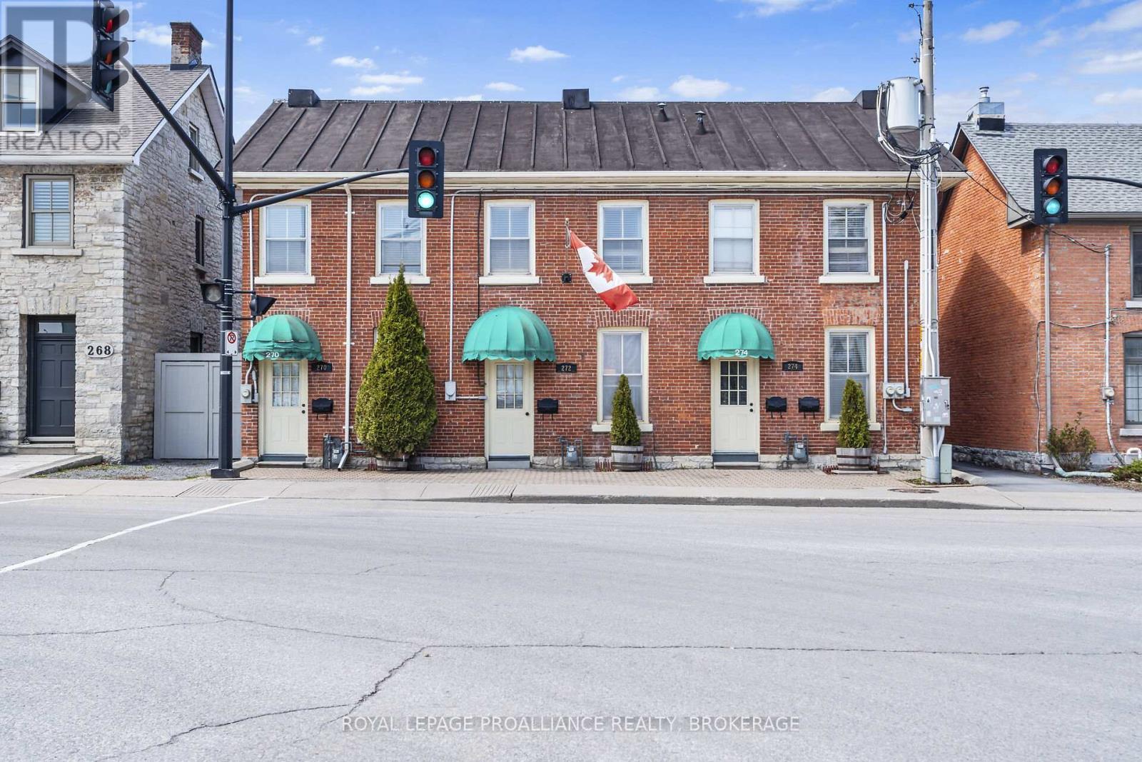 272 Wellington Street, Kingston, Ontario  K7K 2Z1 - Photo 3 - X12434568