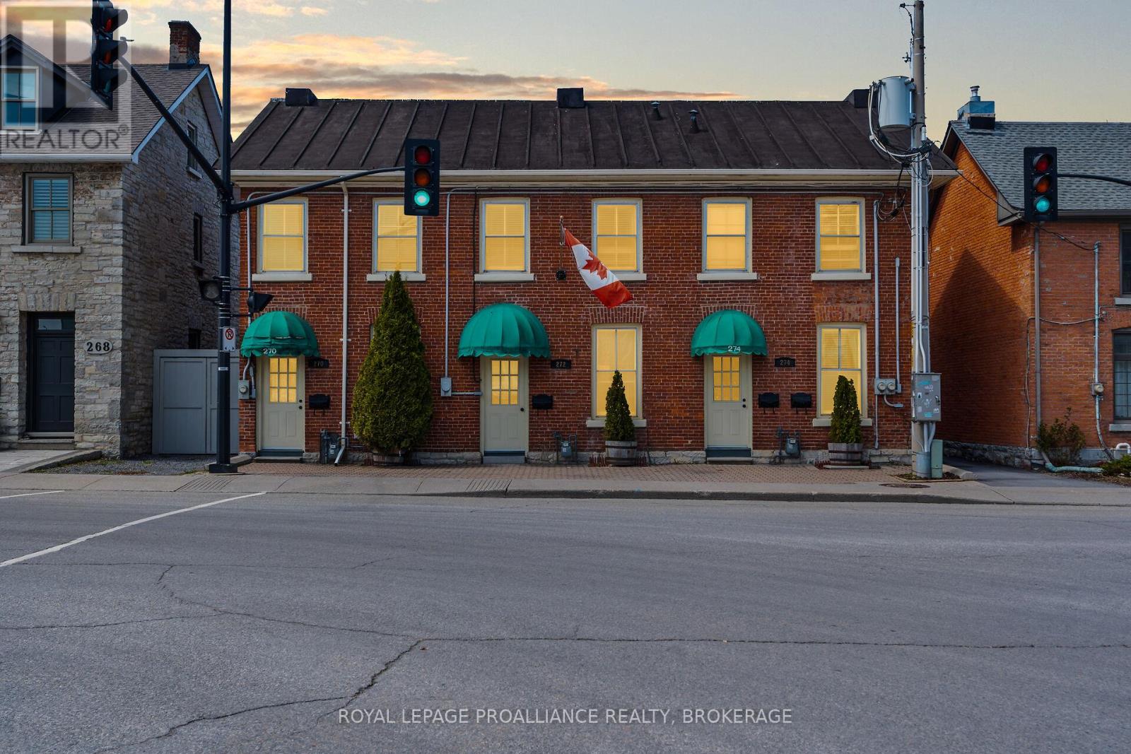 272 Wellington Street, Kingston, Ontario  K7K 2Z1 - Photo 4 - X12434568