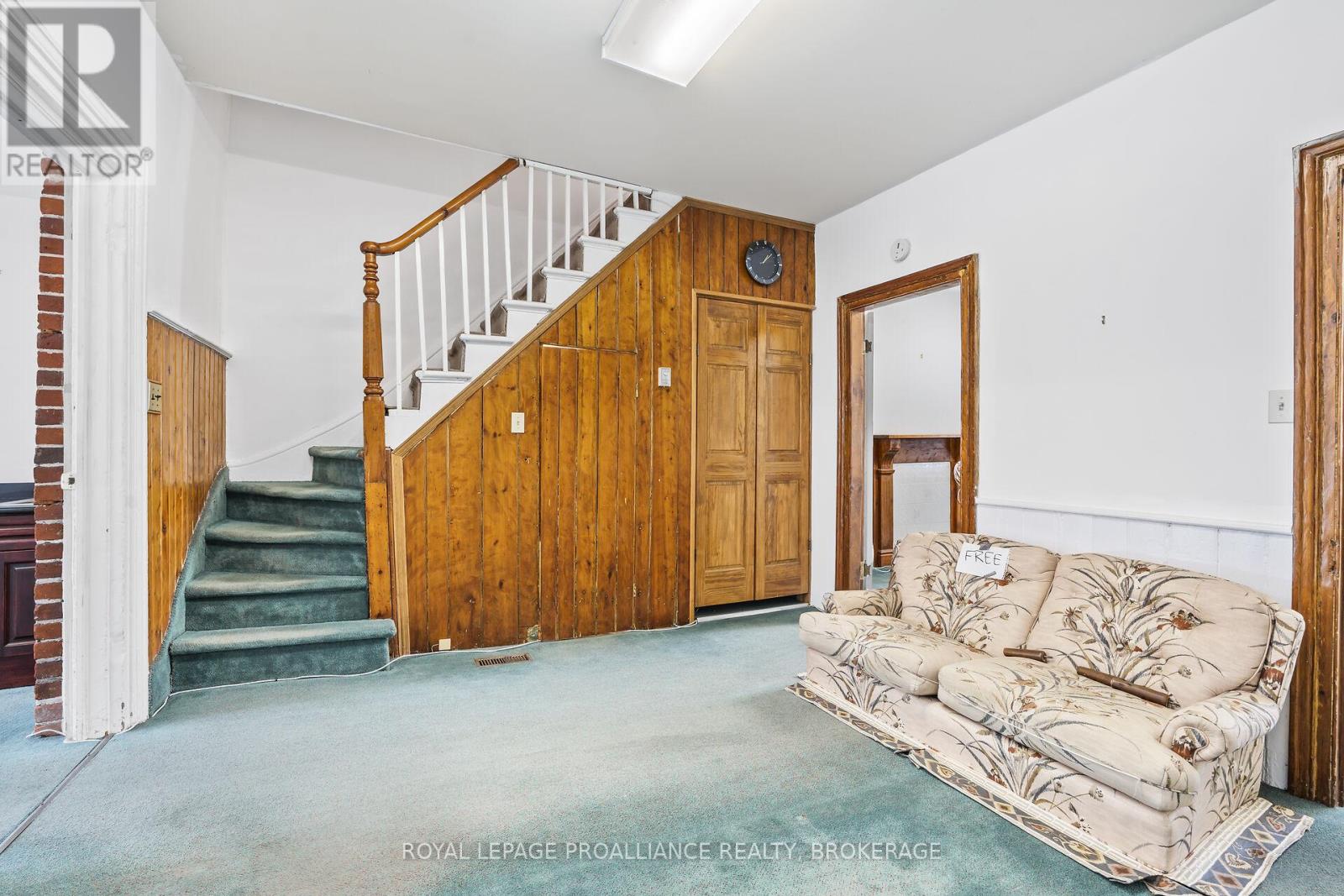 272 Wellington Street, Kingston, Ontario  K7K 2Z1 - Photo 9 - X12434568