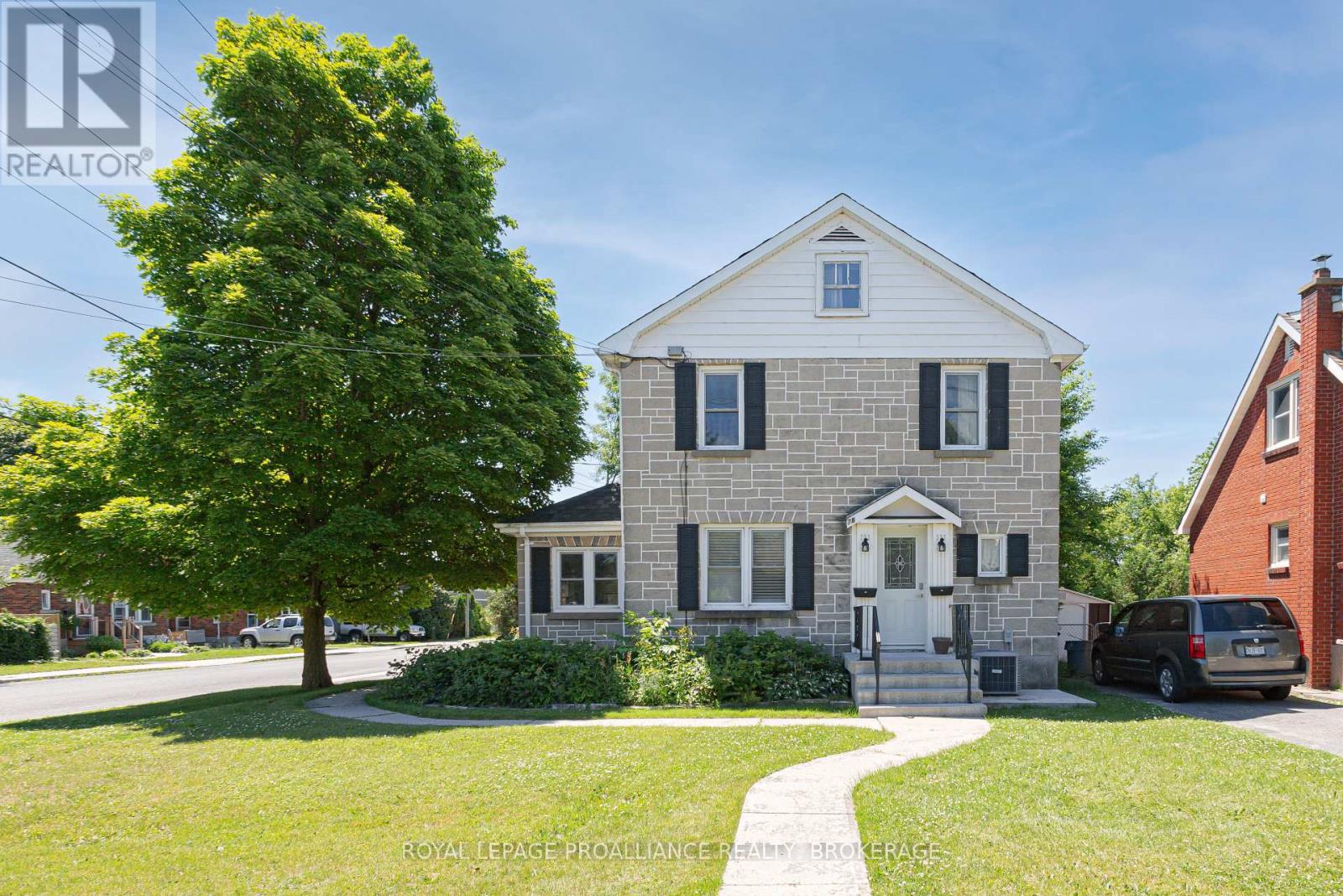 78 Carruthers Avenue, Kingston, Ontario  K7L 1M4 - Photo 1 - X12434585