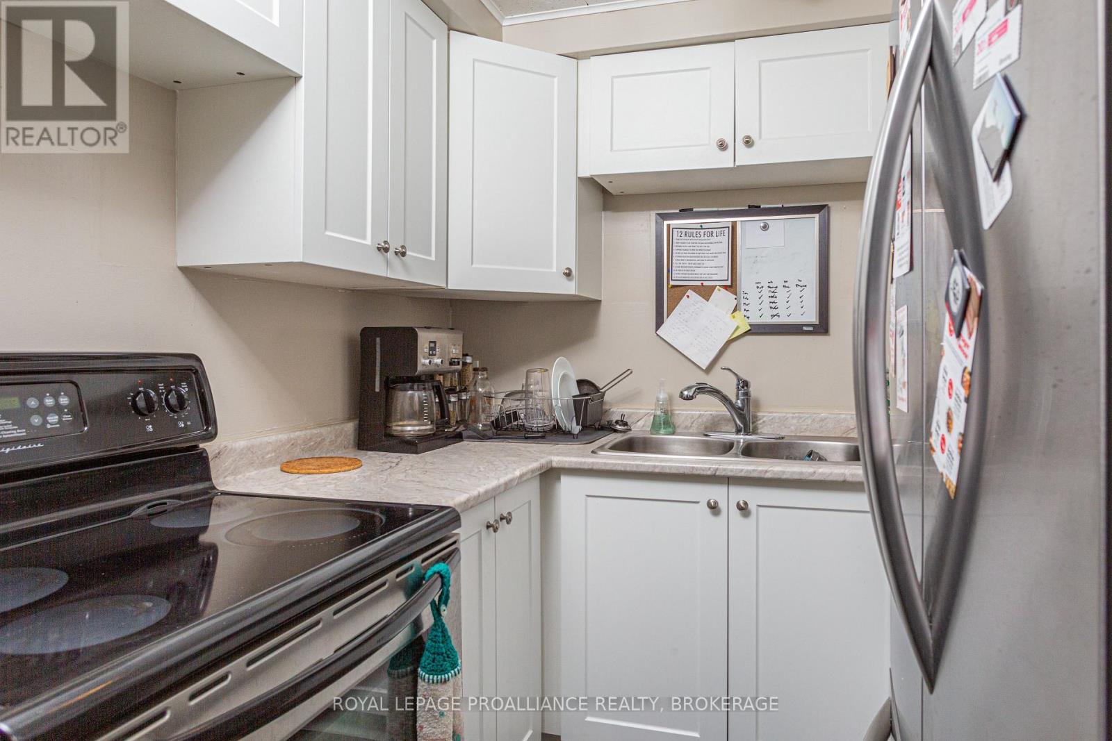 78 Carruthers Avenue, Kingston, Ontario  K7L 1M4 - Photo 36 - X12434589