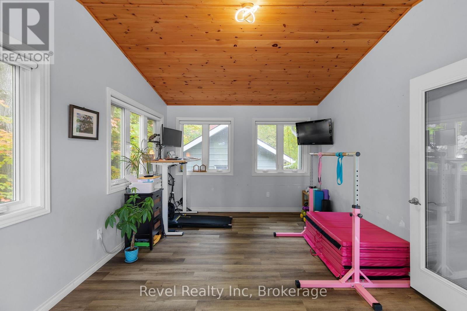 210 Burnett's Road, Mckellar, Ontario  P2A 0B5 - Photo 14 - X12434556