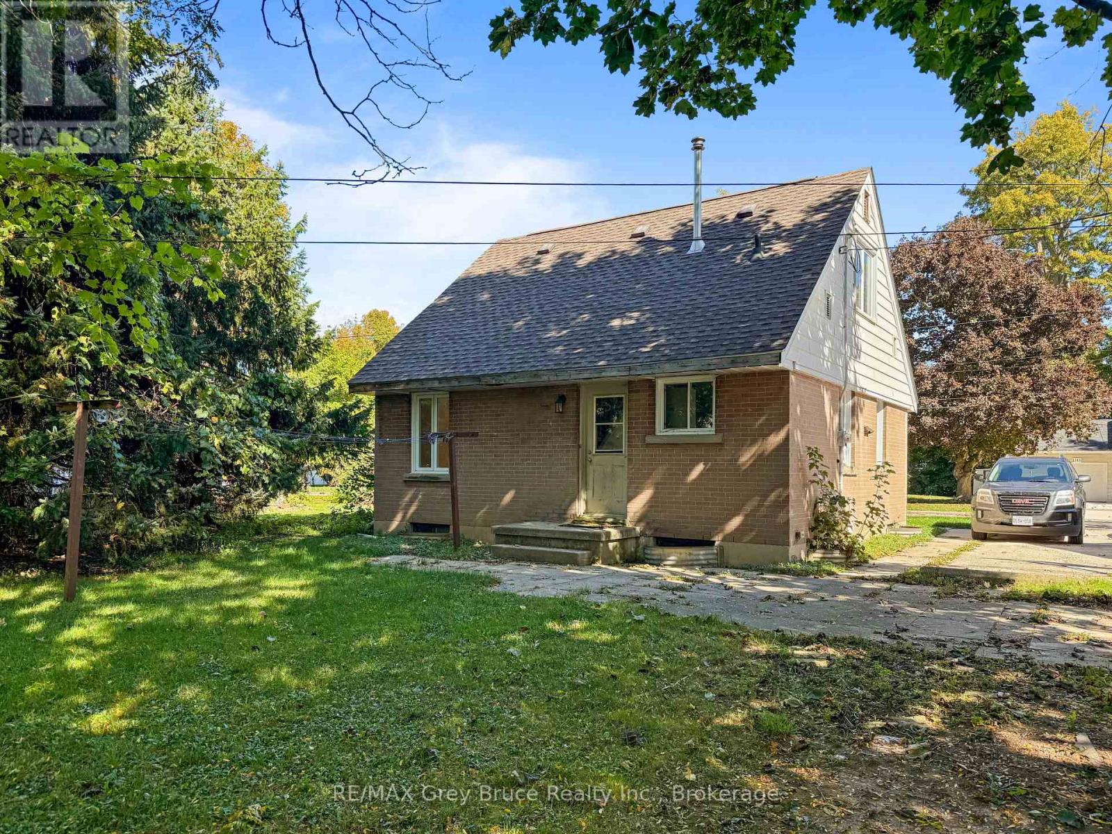 1348 Seventh Avenue W, Owen Sound, Ontario  N4K 5M4 - Photo 19 - X12434578