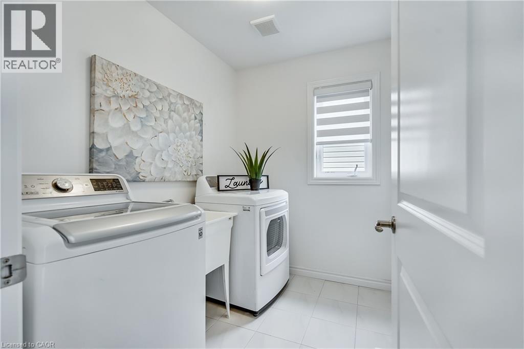 84 Cooke Avenue, Brantford, Ontario  N3T 0S1 - Photo 15 - 40766028
