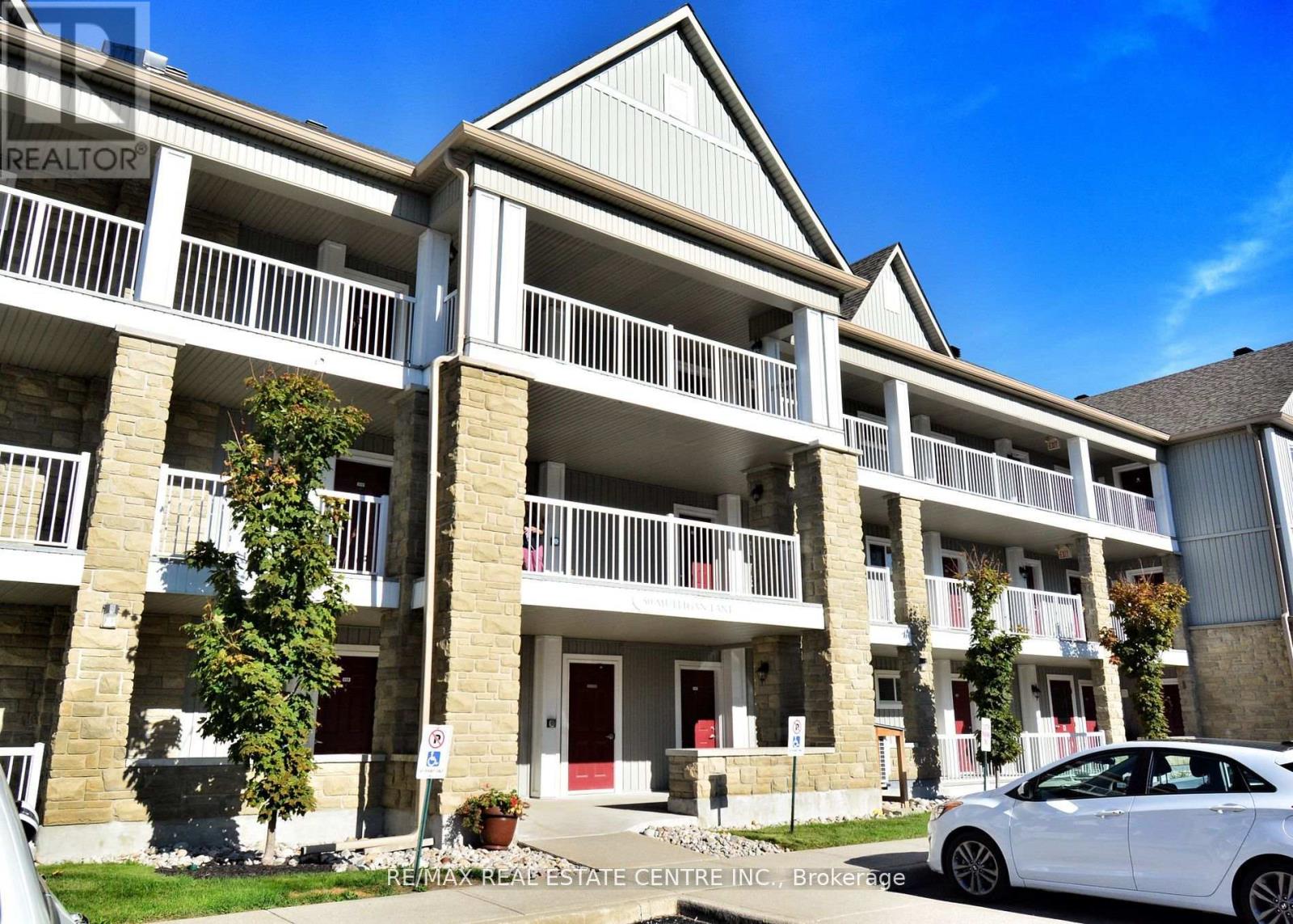 209 - 50 Mulligan Lane, Wasaga Beach, Ontario  L9Z 0C5 - Photo 4 - S12434479